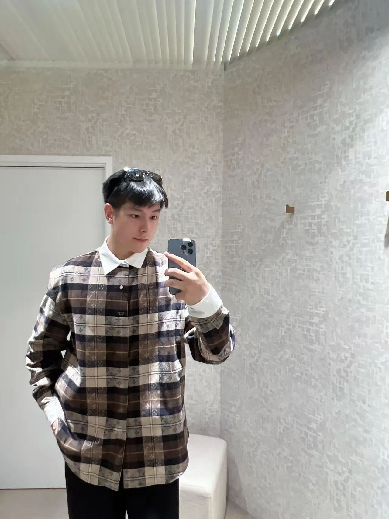 Louis Vuitton/Louis Vuitton plaid old flower jacquard white collar shirt